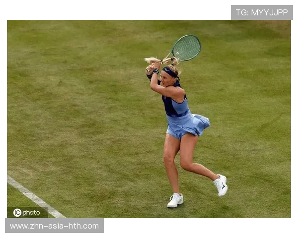 克雷吉茨科娃正拍落点极深